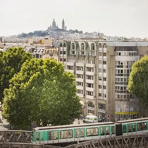 Hotel Libertel Canal Saint Martin, París
